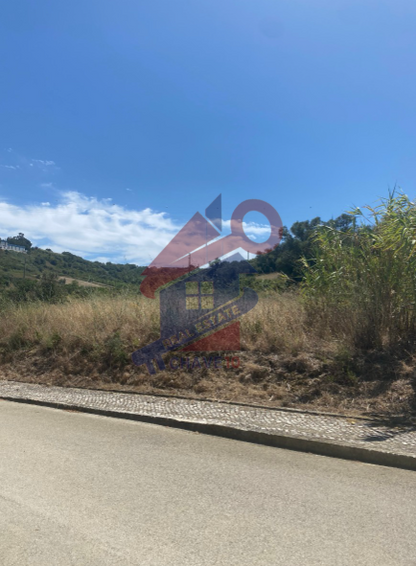 Terreno em Cheleiros